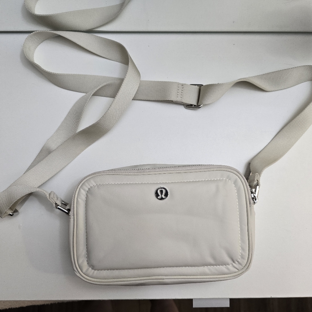 Lululemon Crossbody Camera Bag